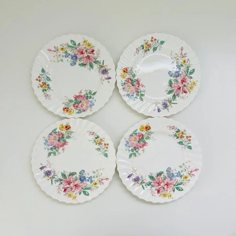 ROYAL DOULTON Arcadia Scalloped Edge Bone China Salad Plates, Set of 4